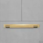 UPB-054578--Uchwyt-meblowy-podłużny-z-podkładką-Pull-Bar-Cross-Small-Mosiężny-Buster-+-Punch-Skandynawskie-Uchwyty_2