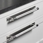 UPB-073989--Uchwyt-meblowy-podłużny-z-podkładką-Pull-Bar-Cross-Small-Srebrny-Buster-+-Punch-Skandynawskie-Uchwyty_2
