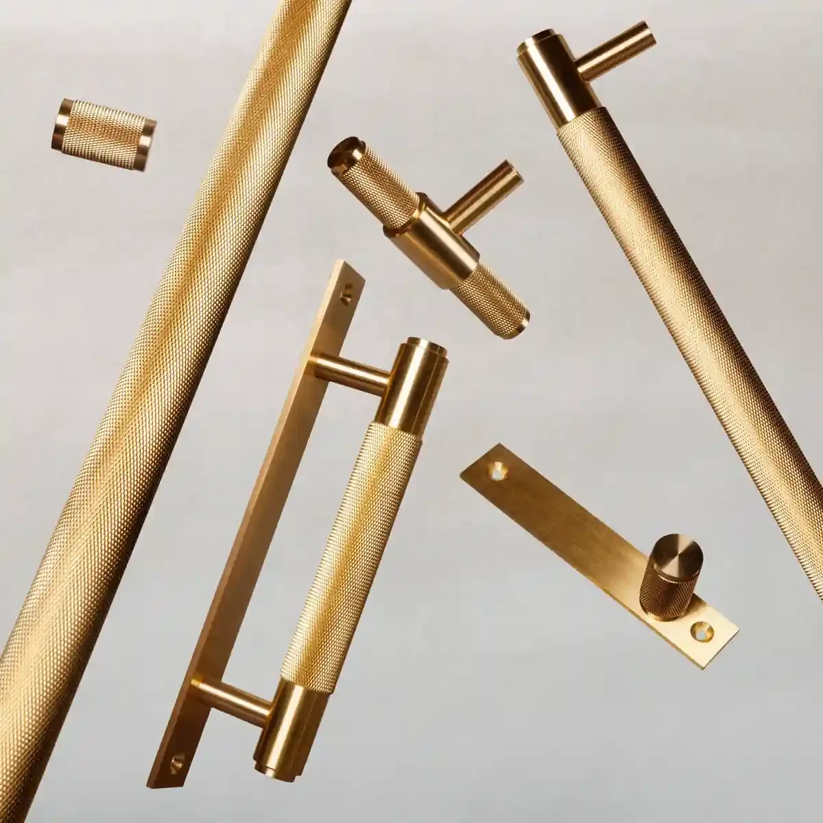 UTB-054561--Uchwyt-meblowy-T-Bar-Cross-Mosiężny-Złoty-Skandynawskie-Uchwyty_6
