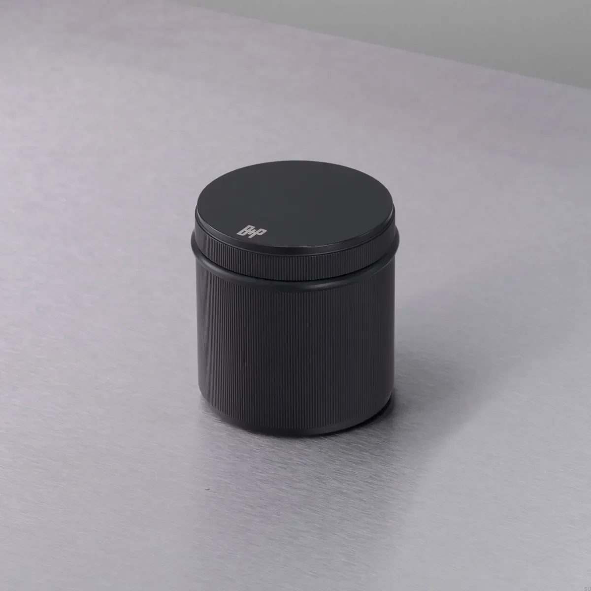 UTB-592554--Stoper-drzwiowy-wolnostojący-Linear-Czarny-Buster-+-Punch-Skandynawskie-Uchwyty_2