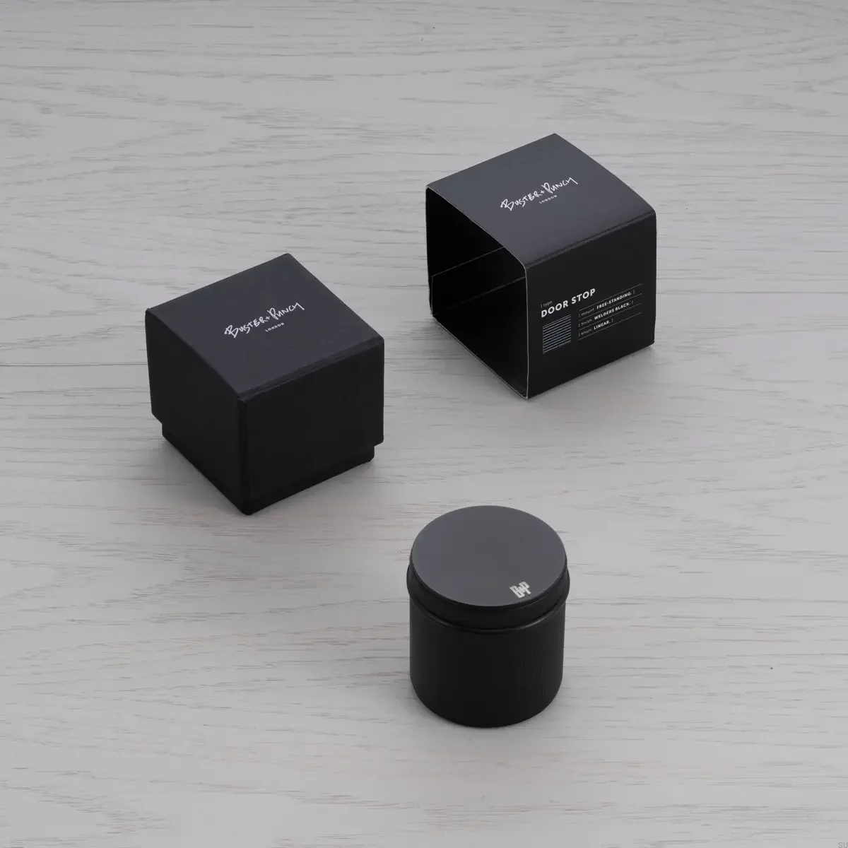 UTB-592554--Stoper-drzwiowy-wolnostojący-Linear-Czarny-Buster-+-Punch-Skandynawskie-Uchwyty_7