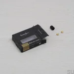 PDK-023744--Zestaw-dekoracyjny-do-ramki-Coin-Caps-Czarny-2-szt-Buster-+-Punch-Skandynawskie-Uchwyty_2