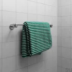 UTR-074269--Wieszak-na-ręczniki-Cast-Small-Srebrny-Buster-+-Punch-Skandynawskie-Uchwyty_4