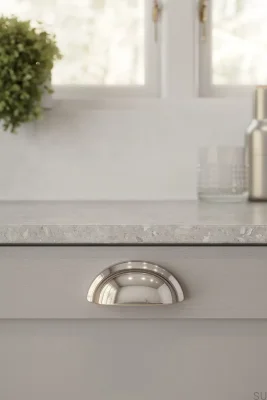 Uchwyt meblowy muszlowy Baron 64 Metalowy Niklowany