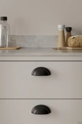 Uchwyt meblowy muszlowy Baron 64 Metalowy Czarny Mat