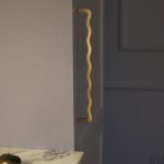 m_150_MSZ_L--Uchwyt-meblowy-podłużny-Fala-08-357-Mosiężny-Szczotkowany-Furnipart-Skandynawskie-Uchwyty_2