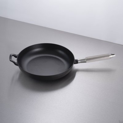 Patelnia Staub 28 cm Stalowa Czarna ze Srebrnym radełkowanym uchwytem