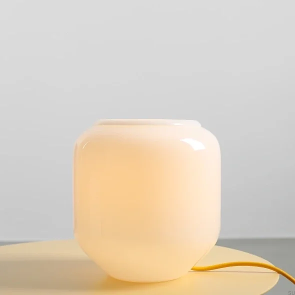 8500B21_S--Lampka-stołowa-Flask-S-Szklana-Mleczna-z-Żółtym-Przewodem-Artera-Skandynawskie-Uchwyty