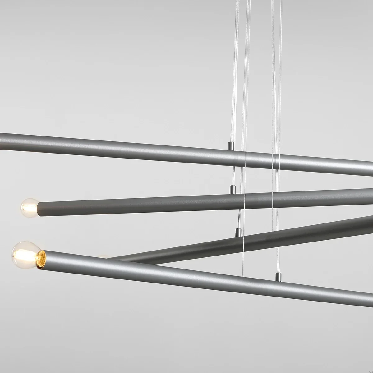 1072P5--Lampa-wisząca-Tubo-8-Stalowa-Artera-Skandynawskie-Uchwyty