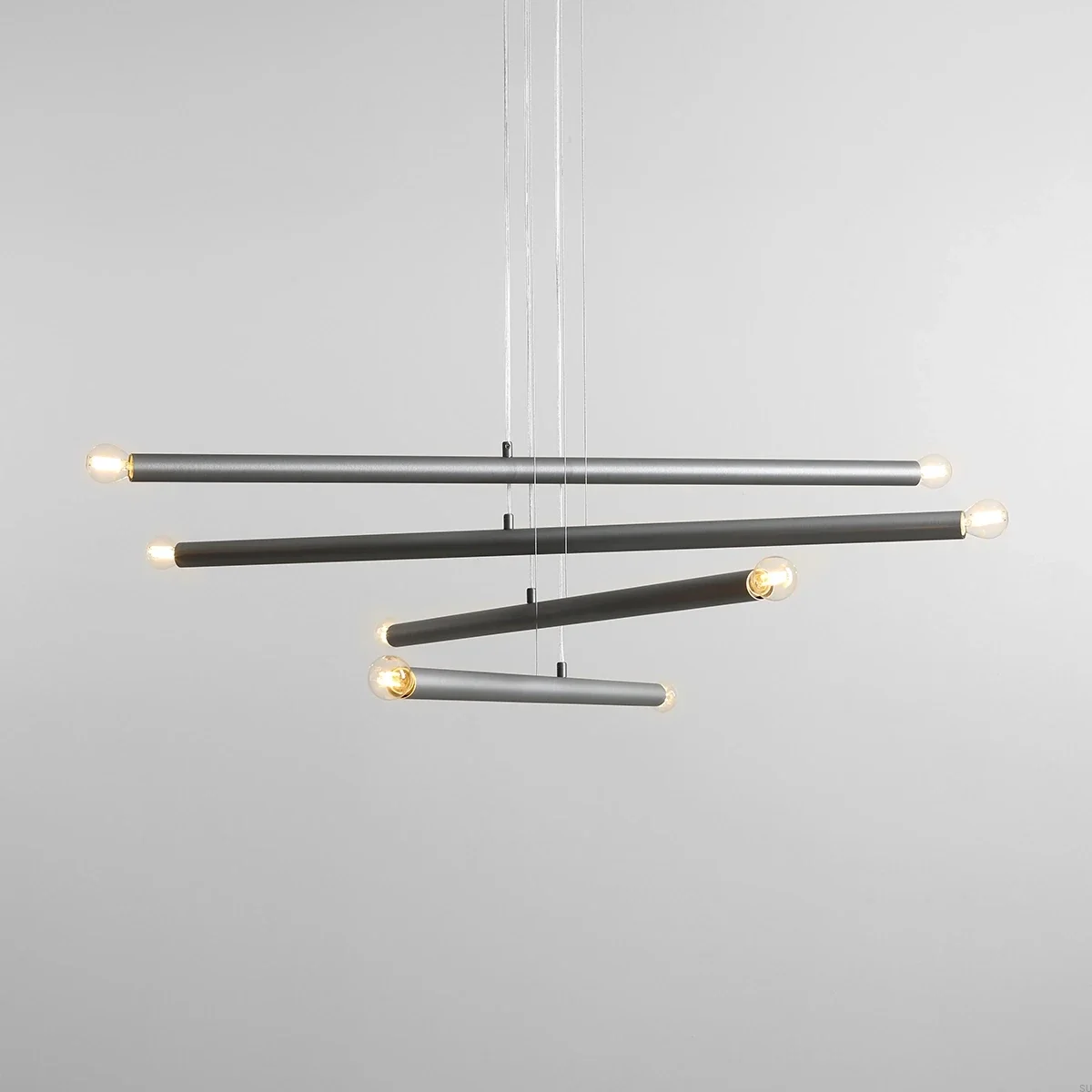1072P5--Lampa-wisząca-Tubo-8-Stalowa-Artera-Skandynawskie-Uchwyty