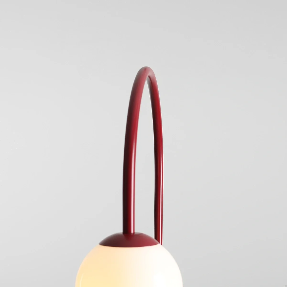 1116A15--Lampa-podłogowa-Una-Metalowa-Bordowa-Artera-Skandynawskie-Uchwyty