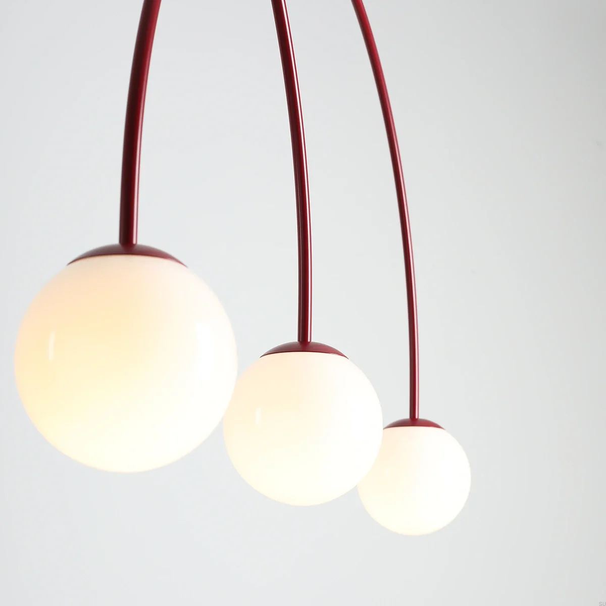 1116L15_L--Lampa-wisząca-Una-4-L-Metalowa-Bordowa-Artera-Skandynawskie-Uchwyty