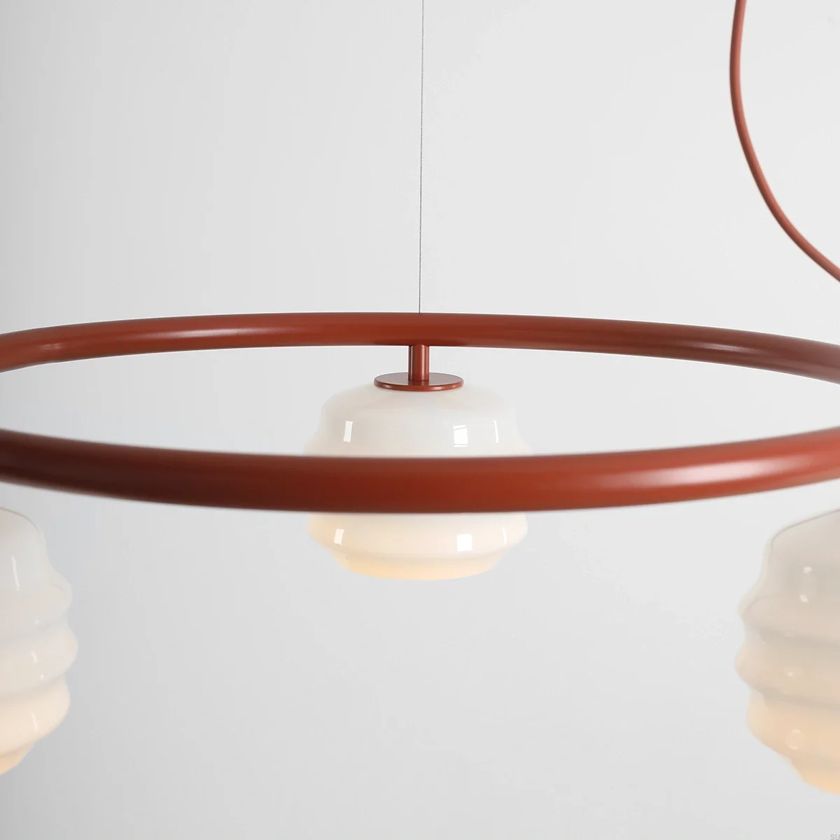 1159E24_R--Lampa-wisząca-Puff-3-Ring-Metalowa-Terakotowa-z-Mlecznymi-Kloszami-Artera-Skandynawskie-Uchwyty