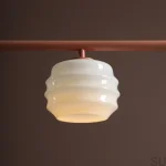 1159E_11--Lampa-wisząca-Puff-3-Metalowa-Koralowa-z-Mlecznymi-Kloszami-Artera-Skandynawskie-Uchwyty