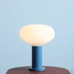7000B31_M--Lampka-biurkowa-Flo-M-Metalowa-Niebieska-Artera-Skandynawskie-Uchwyty