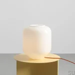 8500B15_L--Lampka-stołowa-Flask-L-Szklana-Mleczna-z-Wiśniowym-Przewodem-Artera-Skandynawskie-Uchwyty