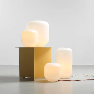 Lampka stołowa Flask S Szklana Mleczna z Kremowym Przewodem