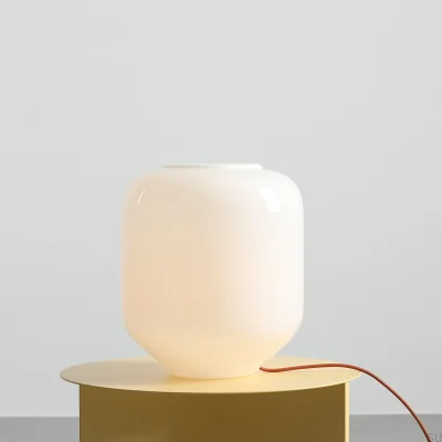 Lampka stołowa Flask L Szklana Mleczna z Terakotowym Przewodem