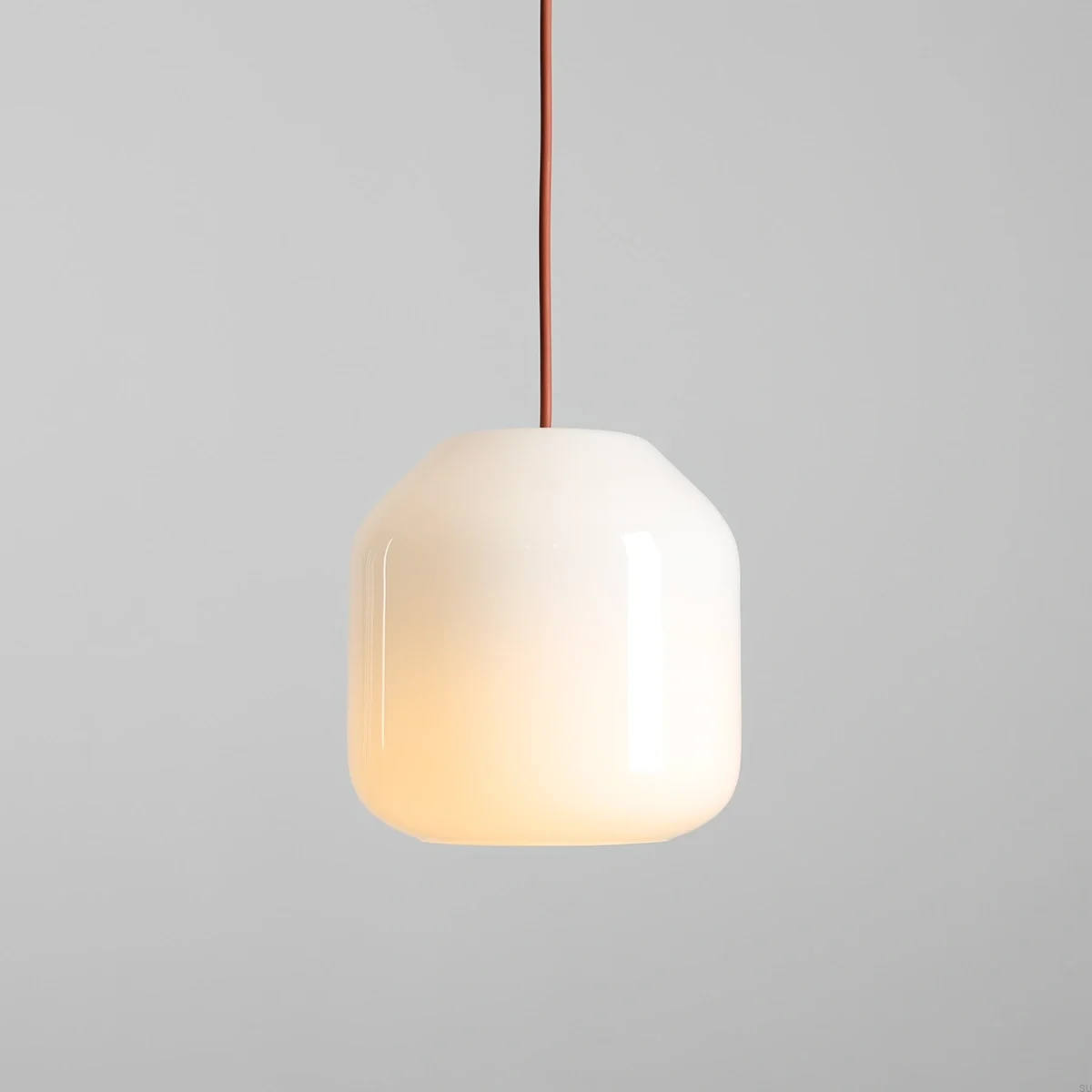 8500G24_S--Lampa-wisząca-Flask-S-Szklana-Mleczna-z-Terakotowym-Przewodem-Artera-Skandynawskie-Uchwyty