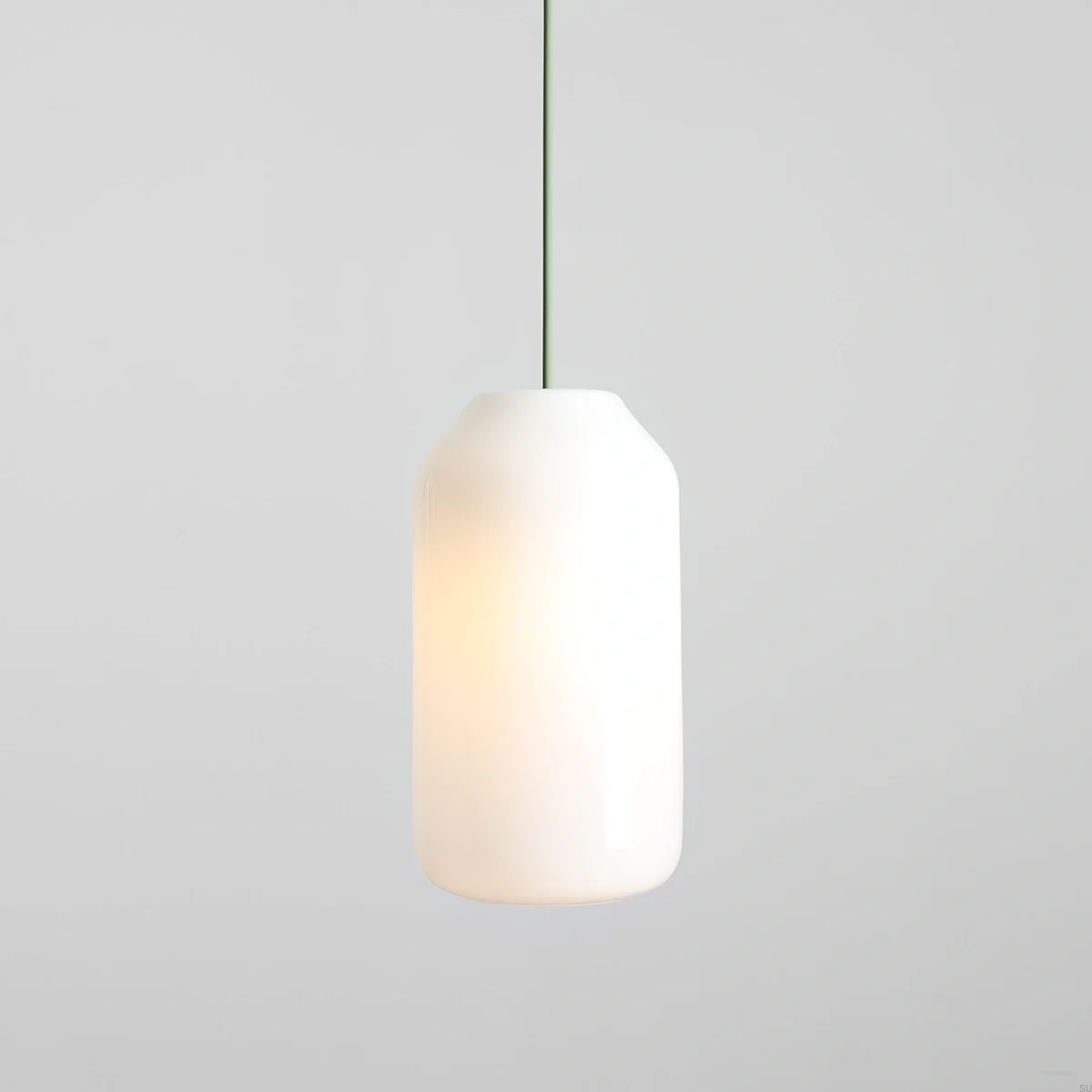 8500G32_M--Lampa-wisząca-Flask-M-Szklana-Mleczna-z-Szałwiowym-Przewodem-Artera-Skandynawskie-Uchwyty